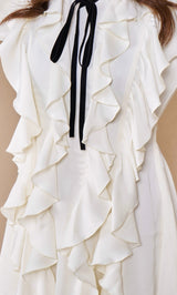 モデル:158cm(着用サイズ:FREE 着用カラー:WHT)