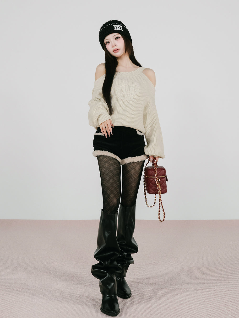 モデル:158cm(着用サイズ:S 着用カラー:BLK)