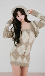 モデル:158cm(着用サイズ:FREE 着用カラー:BEG)
