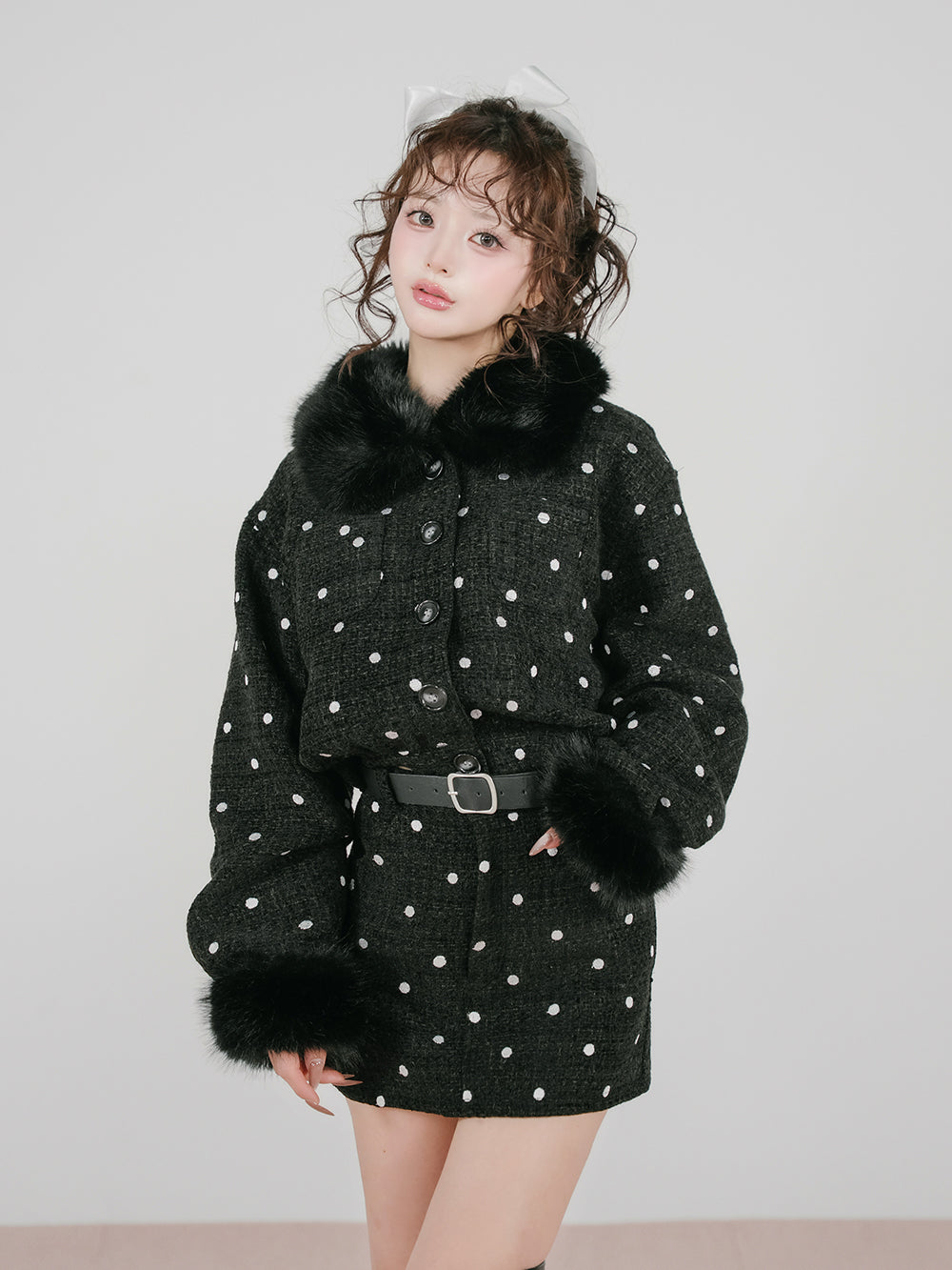 モデル:158cm(着用サイズ:FREE 着用カラー:BLK)