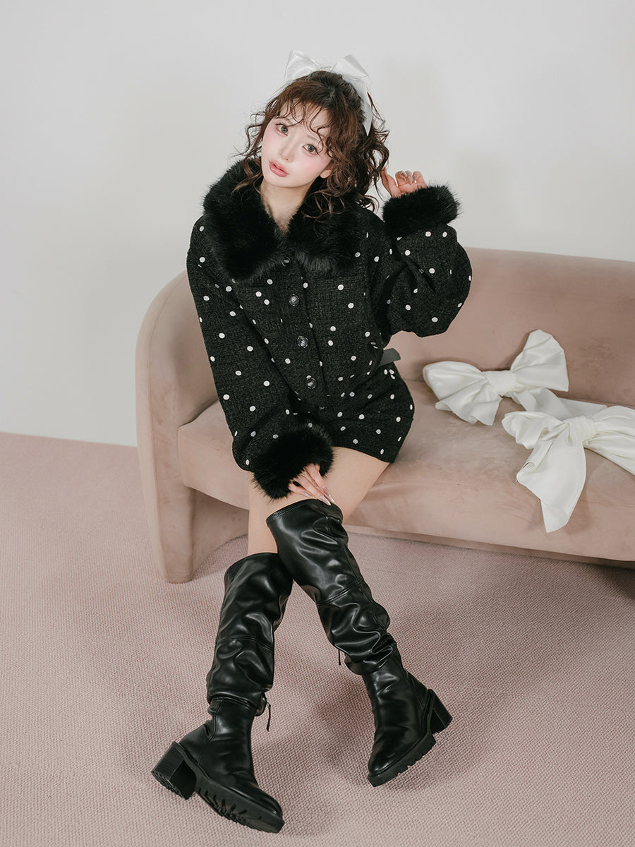 モデル:158cm(着用サイズ:FREE 着用カラー:BLK)