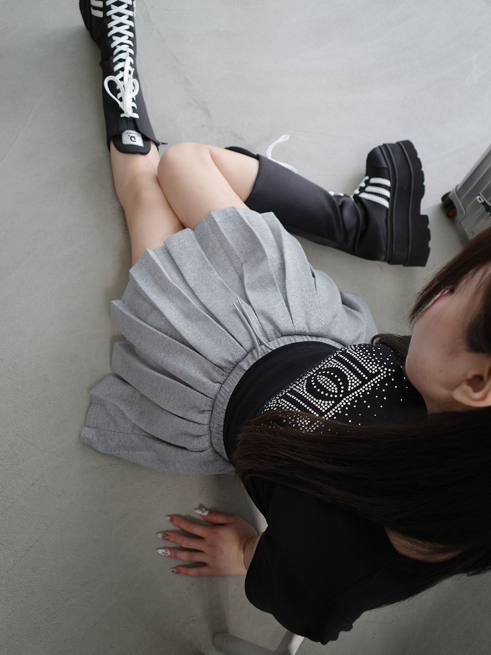 モデル:158cm(着用サイズ:FREE 着用カラー:GRY)