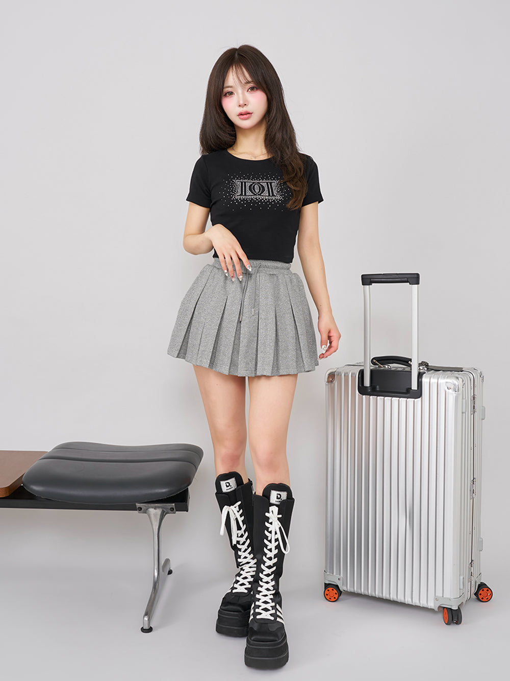 モデル:158cm(着用サイズ:FREE 着用カラー:GRY)