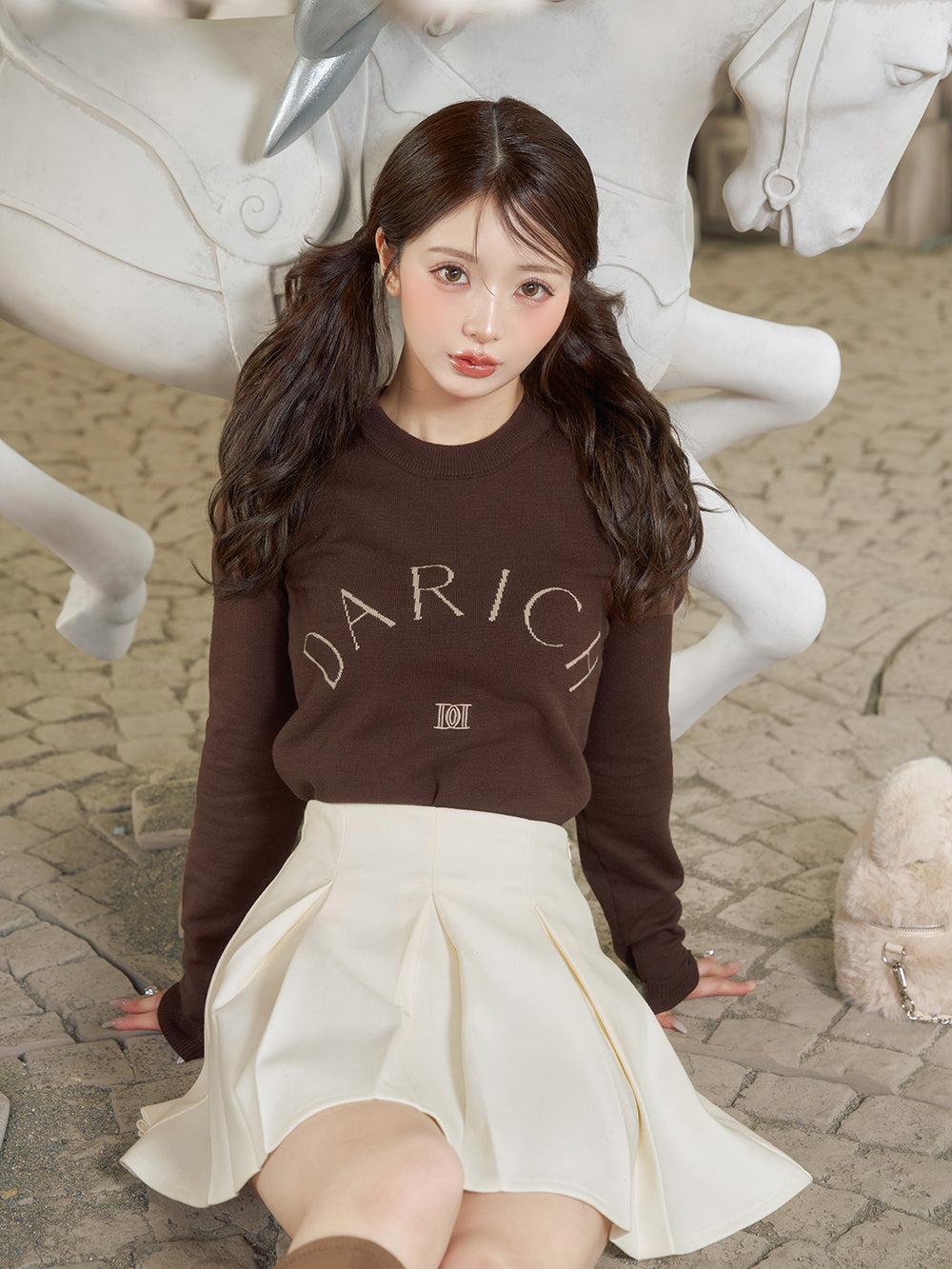 モデル:158cm(着用サイズ:FREE 着用カラー:BRN)