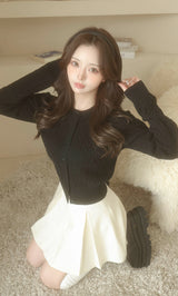 モデル:158cm(着用サイズ:FREE 着用カラー:BLK)