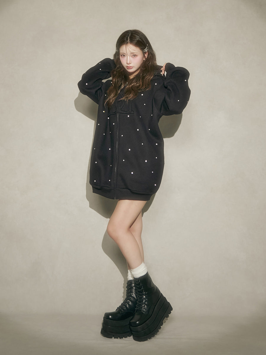 モデル:158cm(着用サイズ:FREE 着用カラー:BLK)