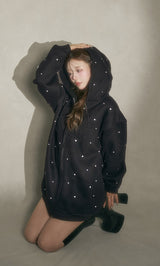 モデル:158cm(着用サイズ:FREE 着用カラー:BLK)