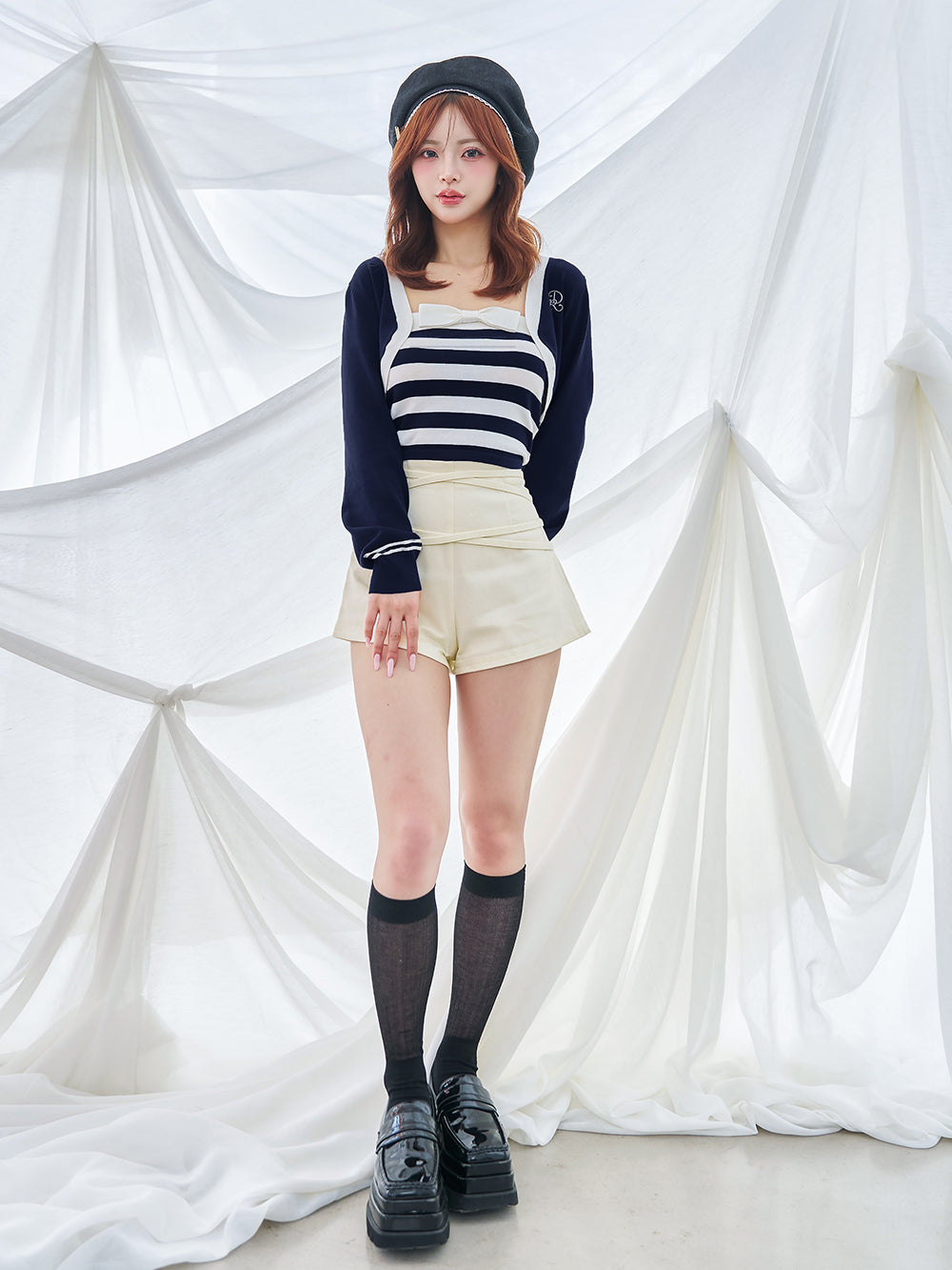 モデル:158cm(着用サイズ:FREE 着用カラー:NVY)
