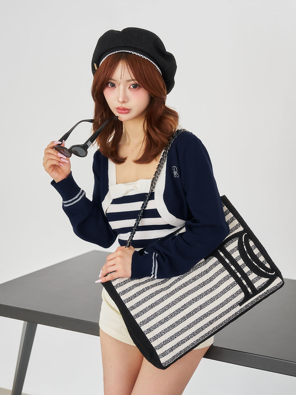 モデル:158cm(着用サイズ:FREE 着用カラー:NVY)