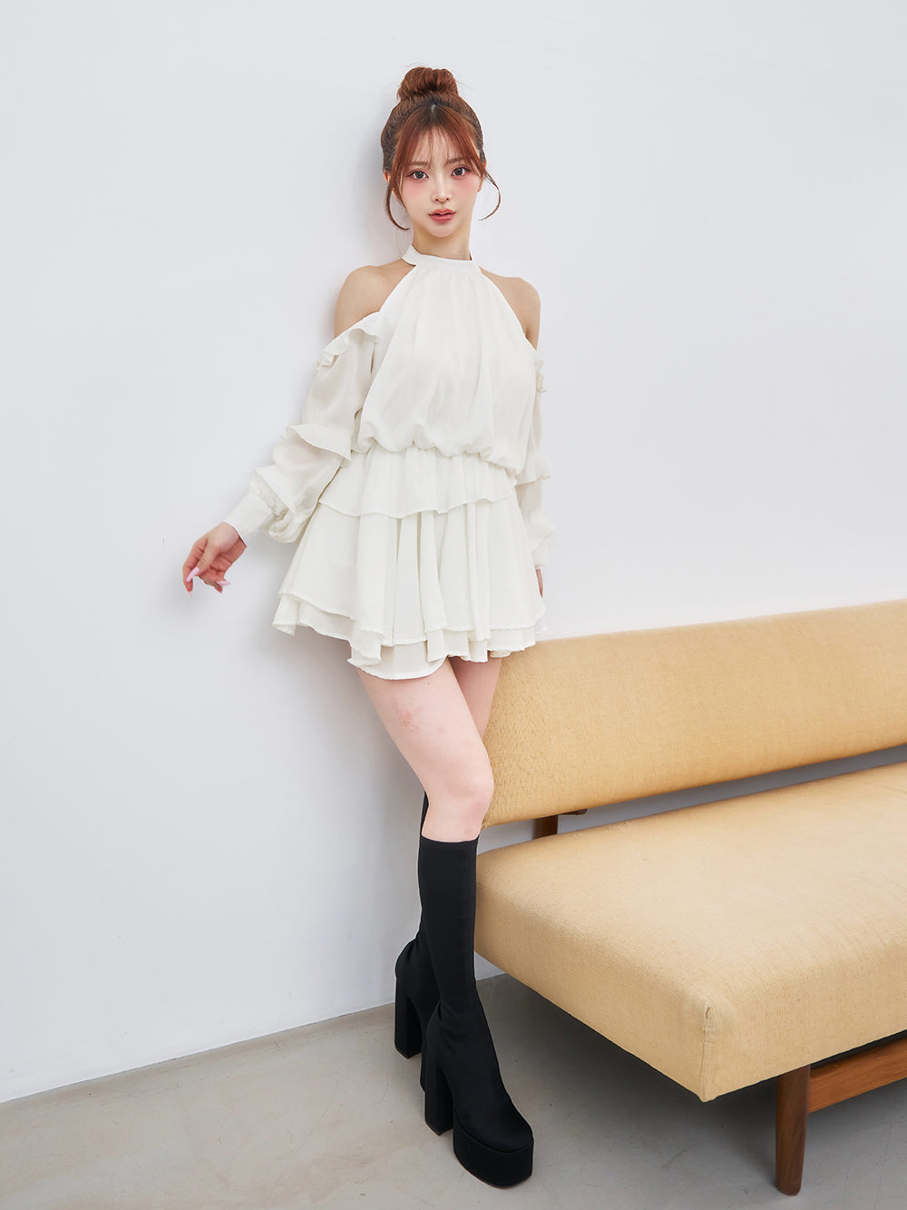 モデル:158cm(着用サイズ:FREE 着用カラー:WHT)