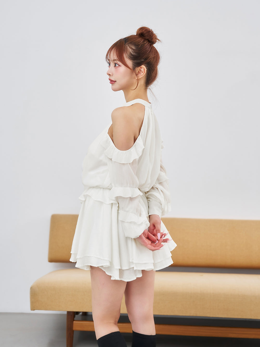 モデル:158cm(着用サイズ:FREE 着用カラー:WHT)