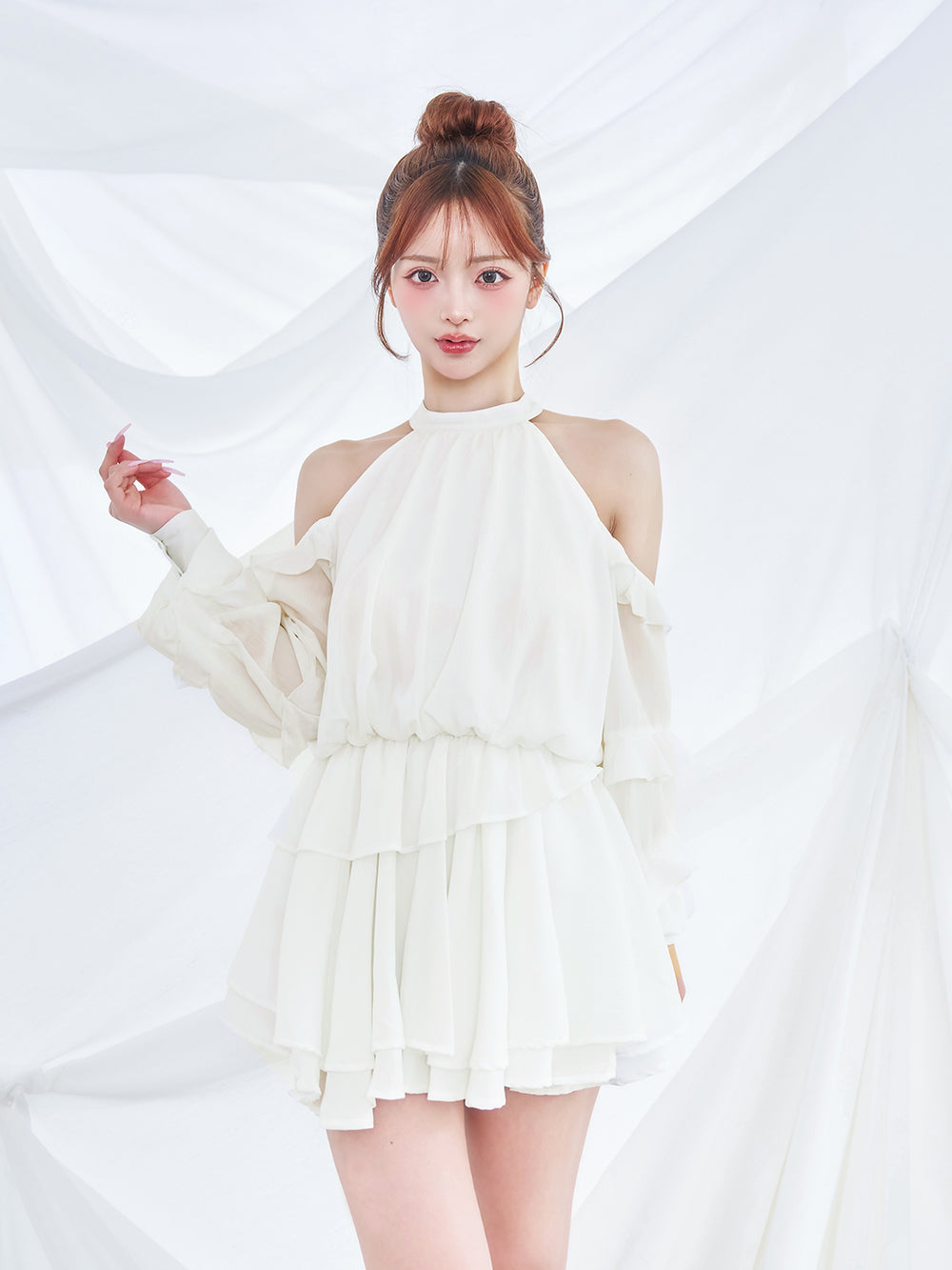 モデル:158cm(着用サイズ:FREE 着用カラー:WHT)