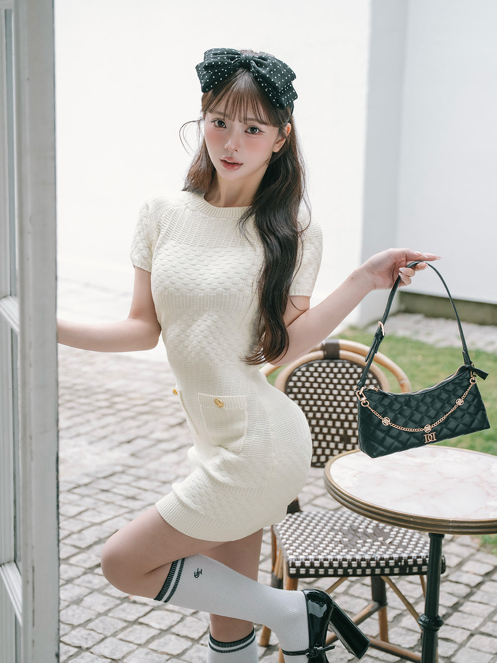 モデル:158cm(着用サイズ:FREE 着用カラー:IVO)
