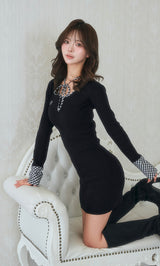 モデル:158cm(着用サイズ:FREE 着用カラー:BLK)
