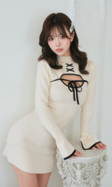 モデル:158cm(着用サイズ:FREE 着用カラー:IVO)