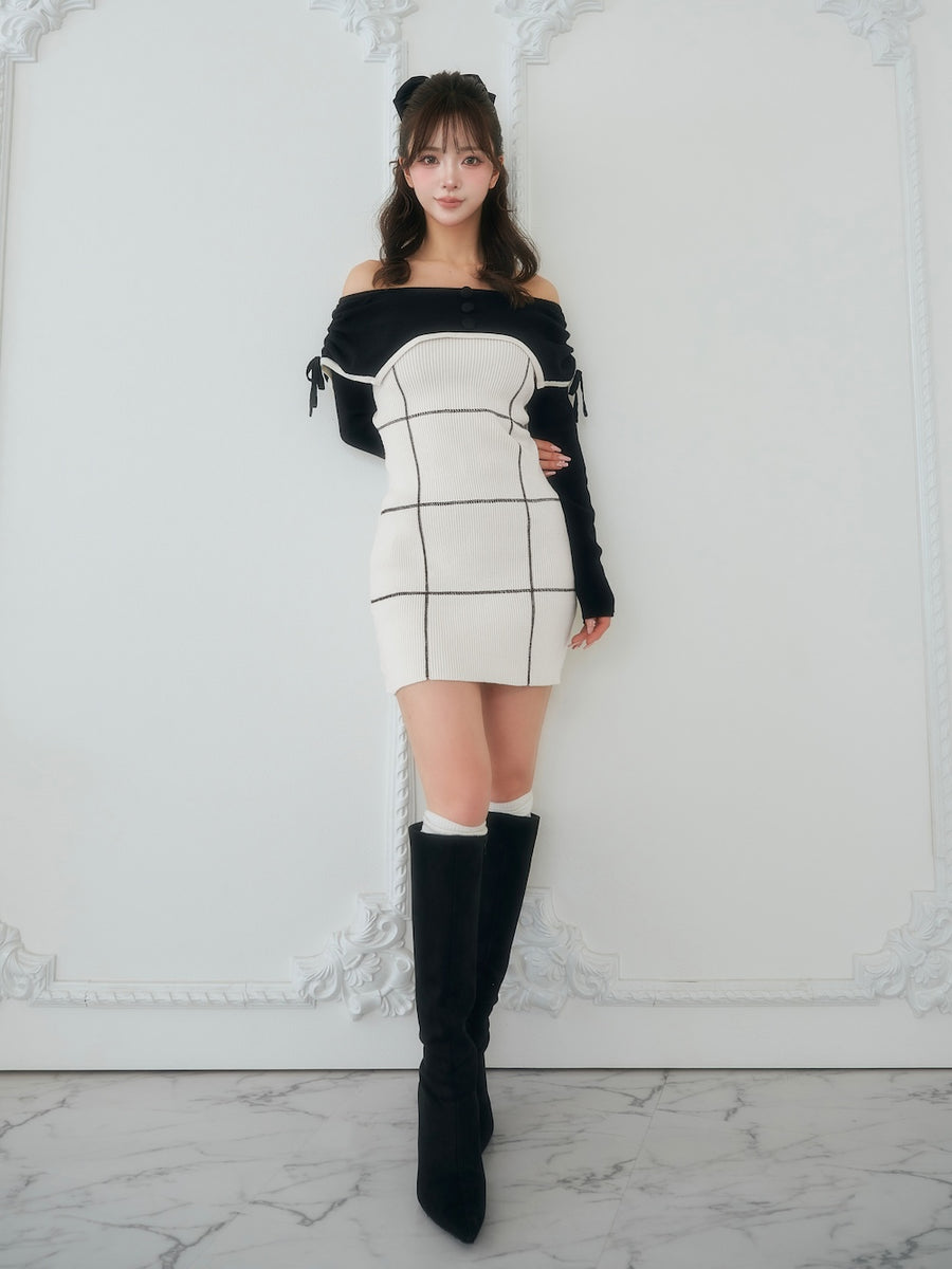 モデル:158cm(着用サイズ:FREE 着用カラー:IVO)