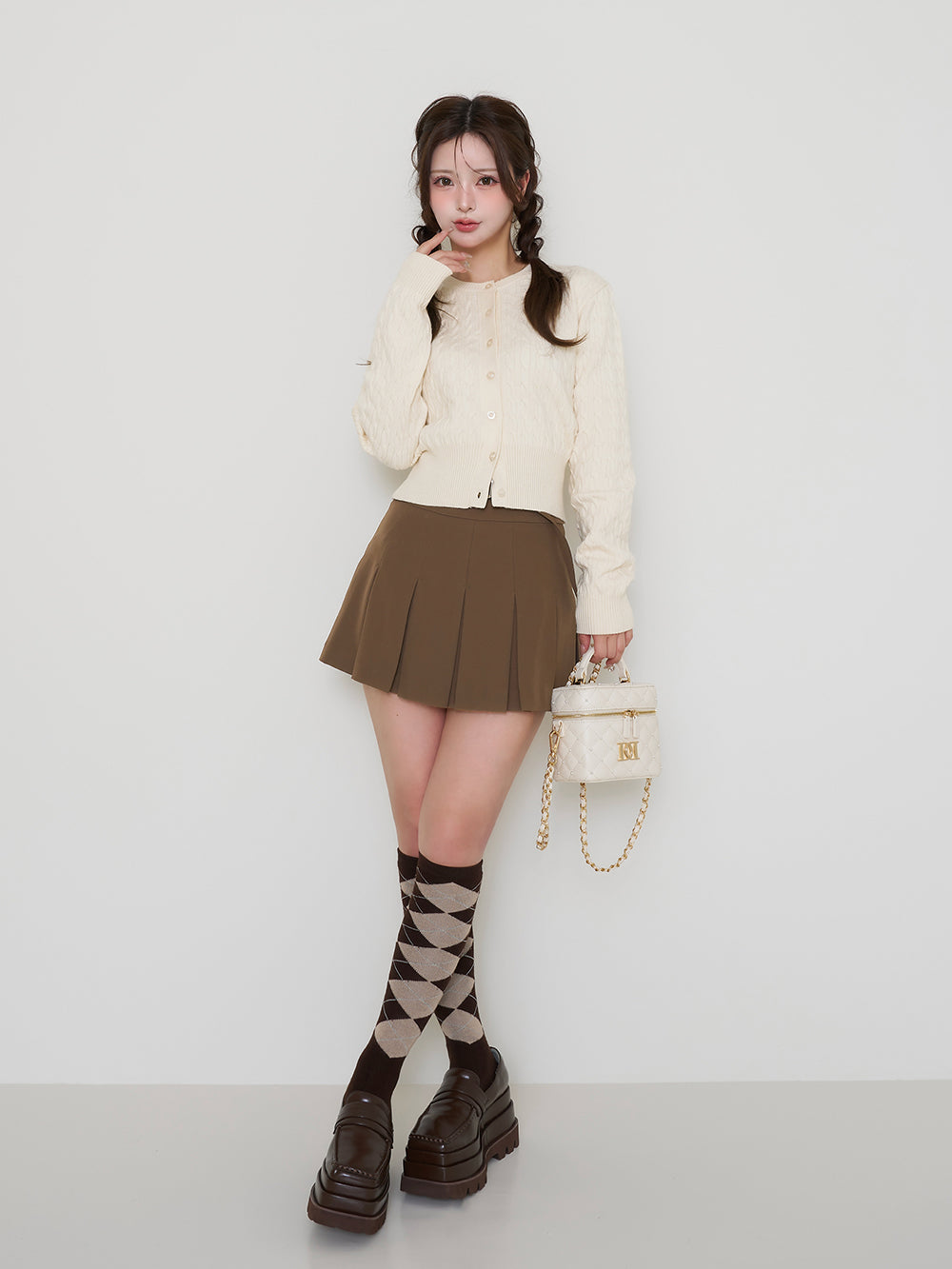 モデル:158cm(着用サイズ:S 着用カラー:BRN)