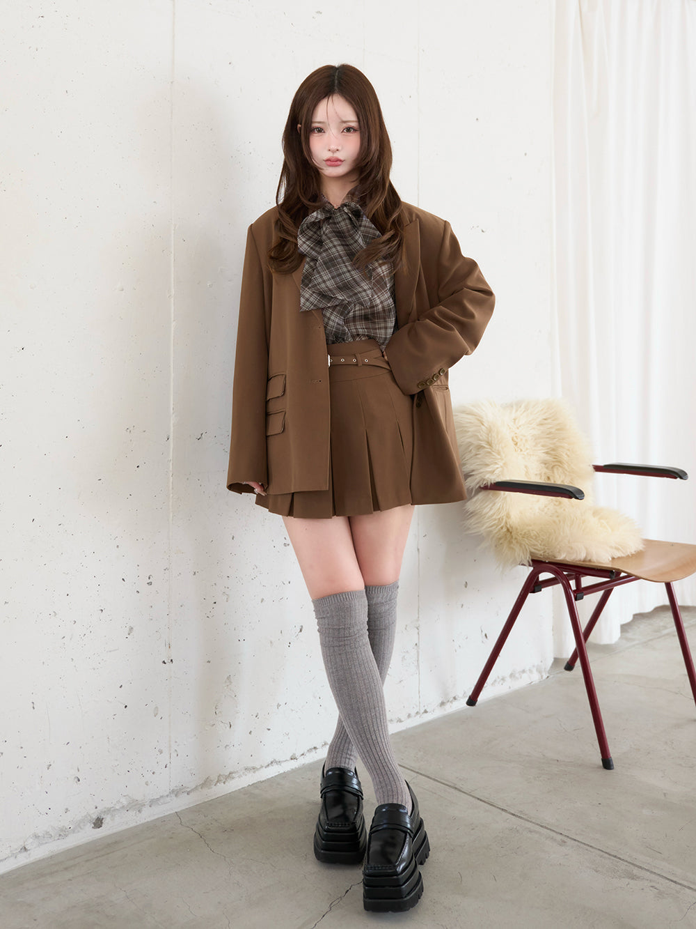 モデル:158cm(着用サイズ:FREE 着用カラー:BRN)