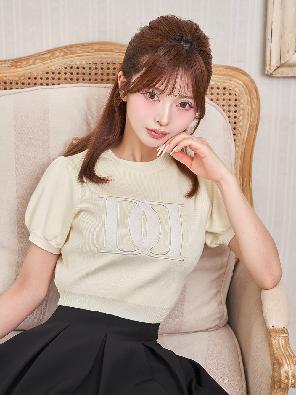 モデル:158cm(着用サイズ:FREE 着用カラー:IVO)
