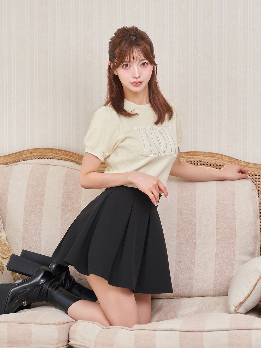 モデル:158cm(着用サイズ:FREE 着用カラー:IVO)