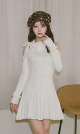 モデル:158cm(着用サイズ:FREE 着用カラー:IVO)