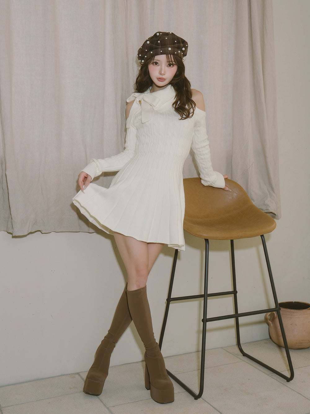 モデル:158cm(着用サイズ:FREE 着用カラー:IVO)