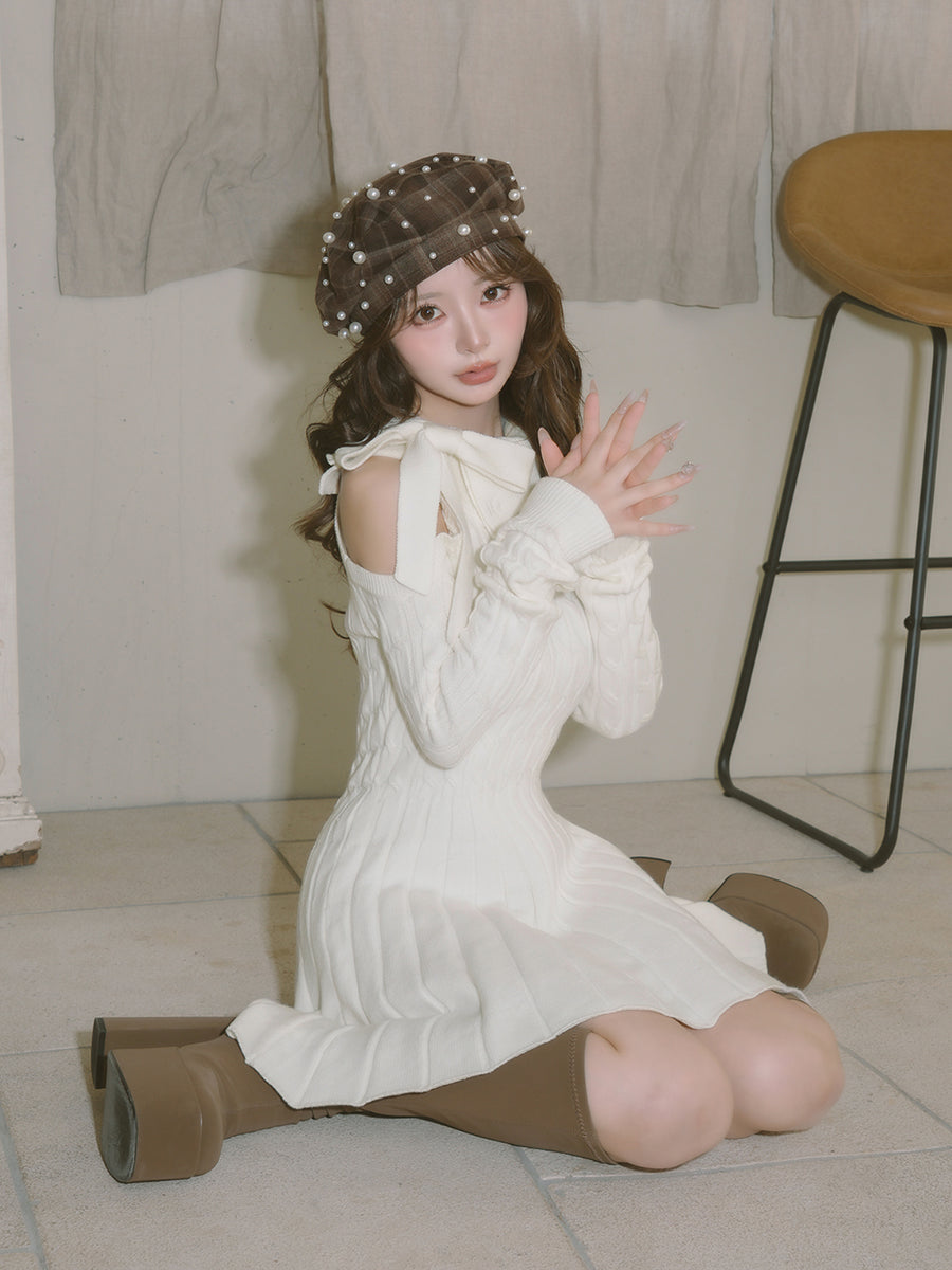 モデル:158cm(着用サイズ:FREE 着用カラー:IVO)