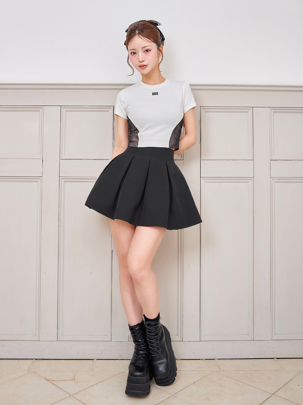 モデル:158cm(着用サイズ:FREE 着用カラー:WHT)