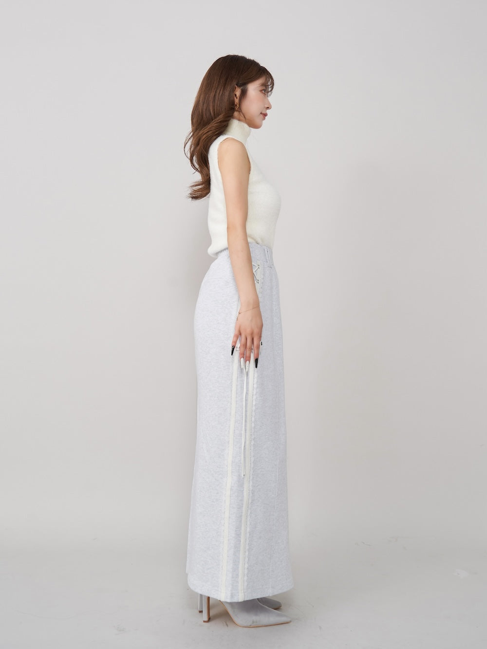 モデル:158cm(着用サイズ:FREE 着用カラー:L-GRY)