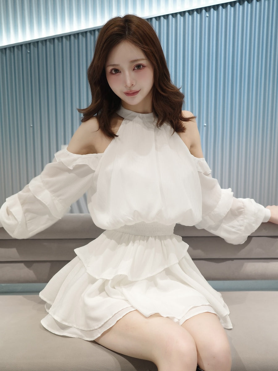 モデル:158cm(着用サイズ:FREE 着用カラー:WHT)