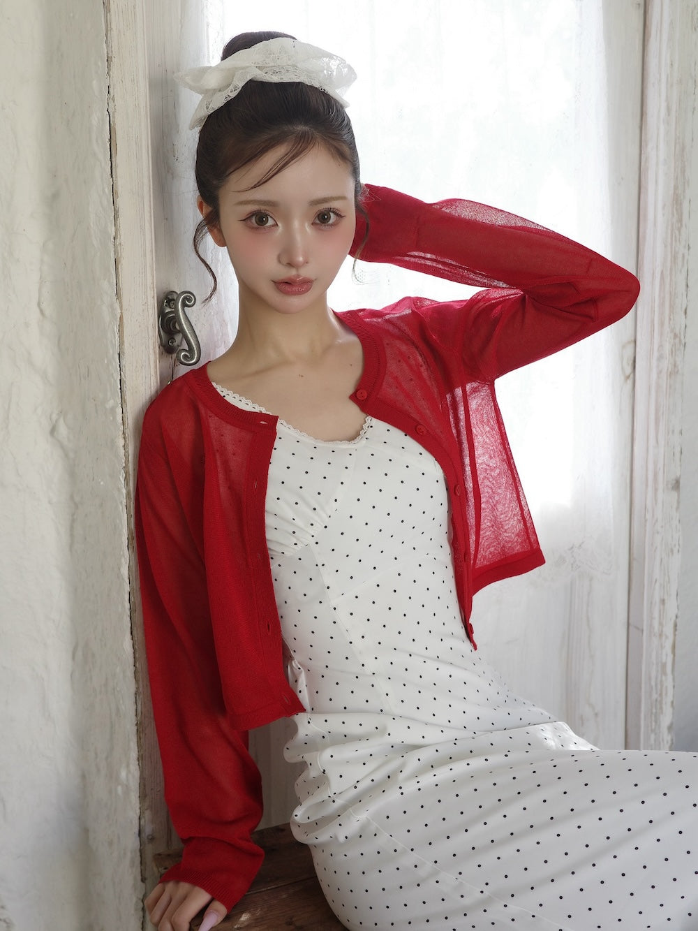 モデル:158cm(着用サイズ:FREE 着用カラー:RED)