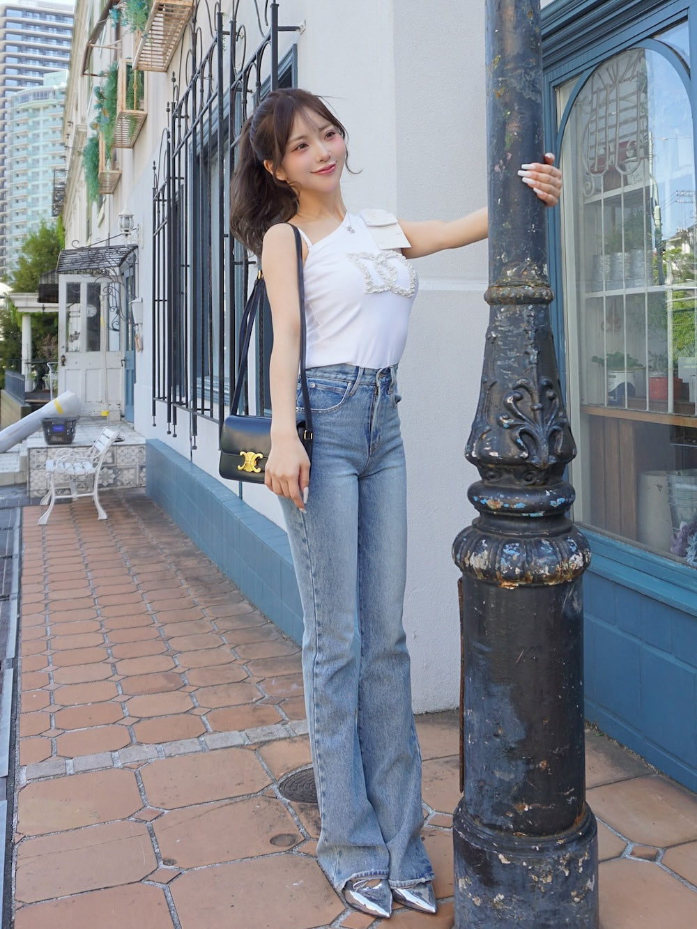 モデル:158cm(着用サイズ:FREE 着用カラー:WHT)