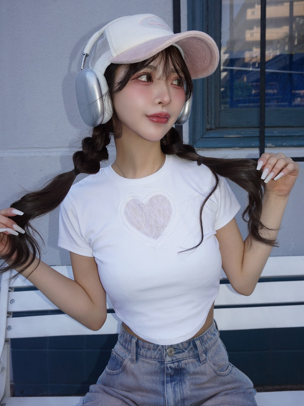 モデル:158cm(着用サイズ:FREE 着用カラー:WHT)