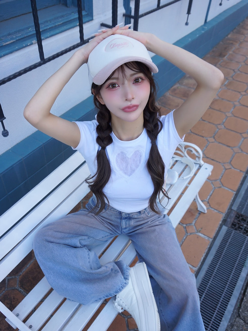 モデル:158cm(着用サイズ:FREE 着用カラー:WHT)