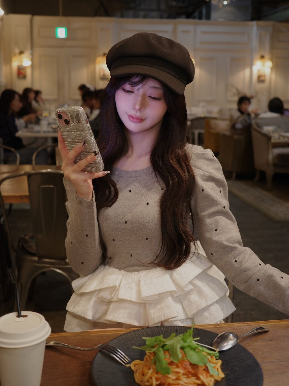 モデル:158cm(着用サイズ:FREE 着用カラー:GRY)