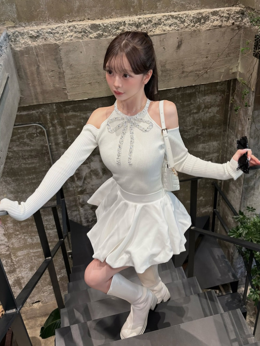 モデル:158cm(着用サイズ:FREE 着用カラー:IVO)
