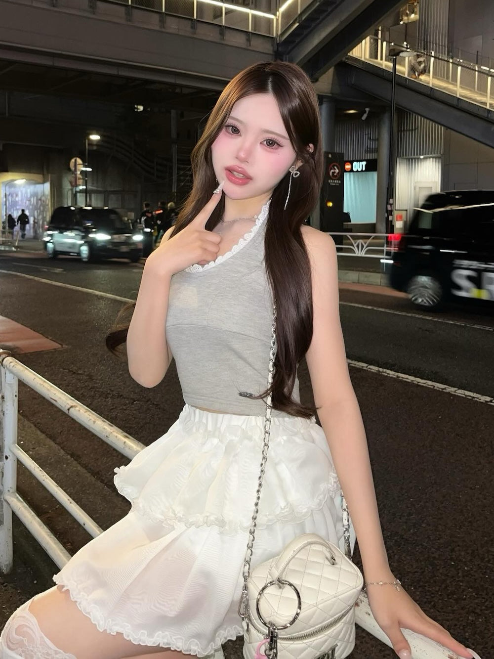 モデル:157cm(着用サイズ:FREE 着用カラー:WHT)