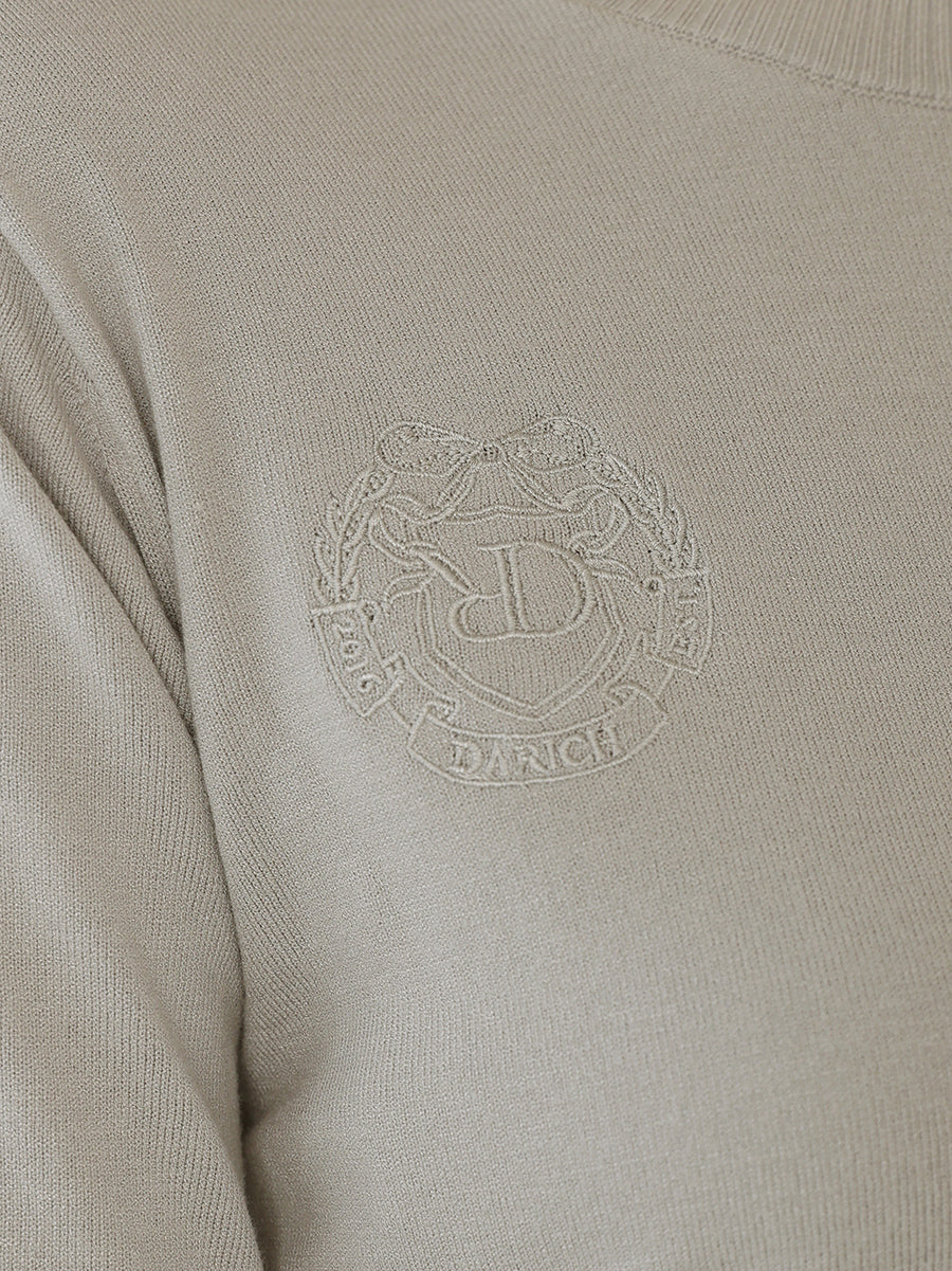 モデル:158cm(着用サイズ:FREE 着用カラー:GRY)
