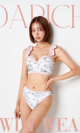 モデル:166cm(着用サイズ:FREE 着用カラー:PNK)