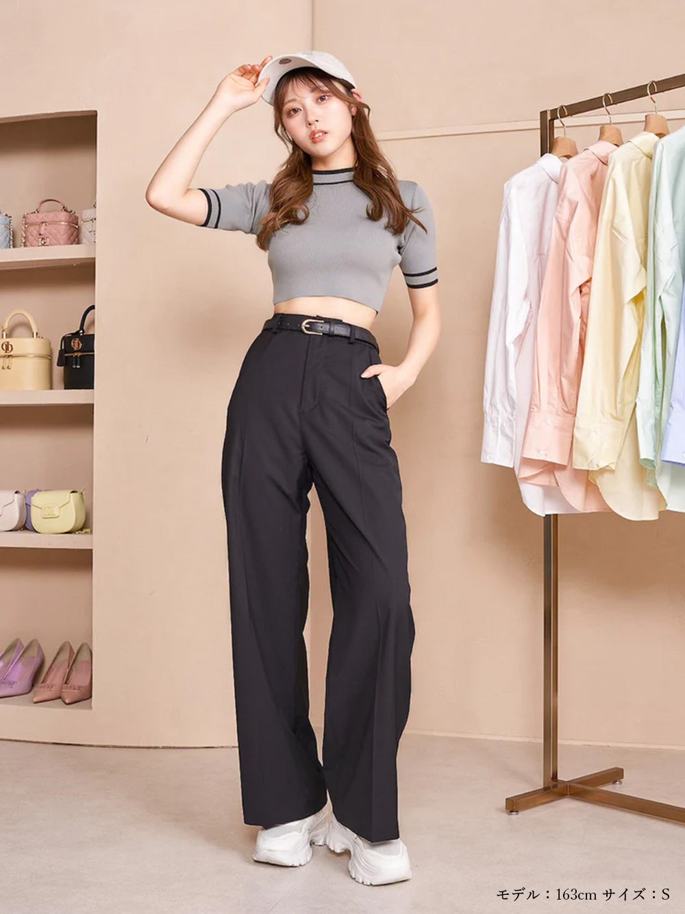 モデル:163cm(着用サイズ:S 着用カラー:BLK)