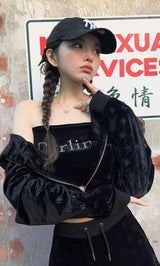 モデル:160cm(着用サイズ:FREE 着用カラー:BLK)