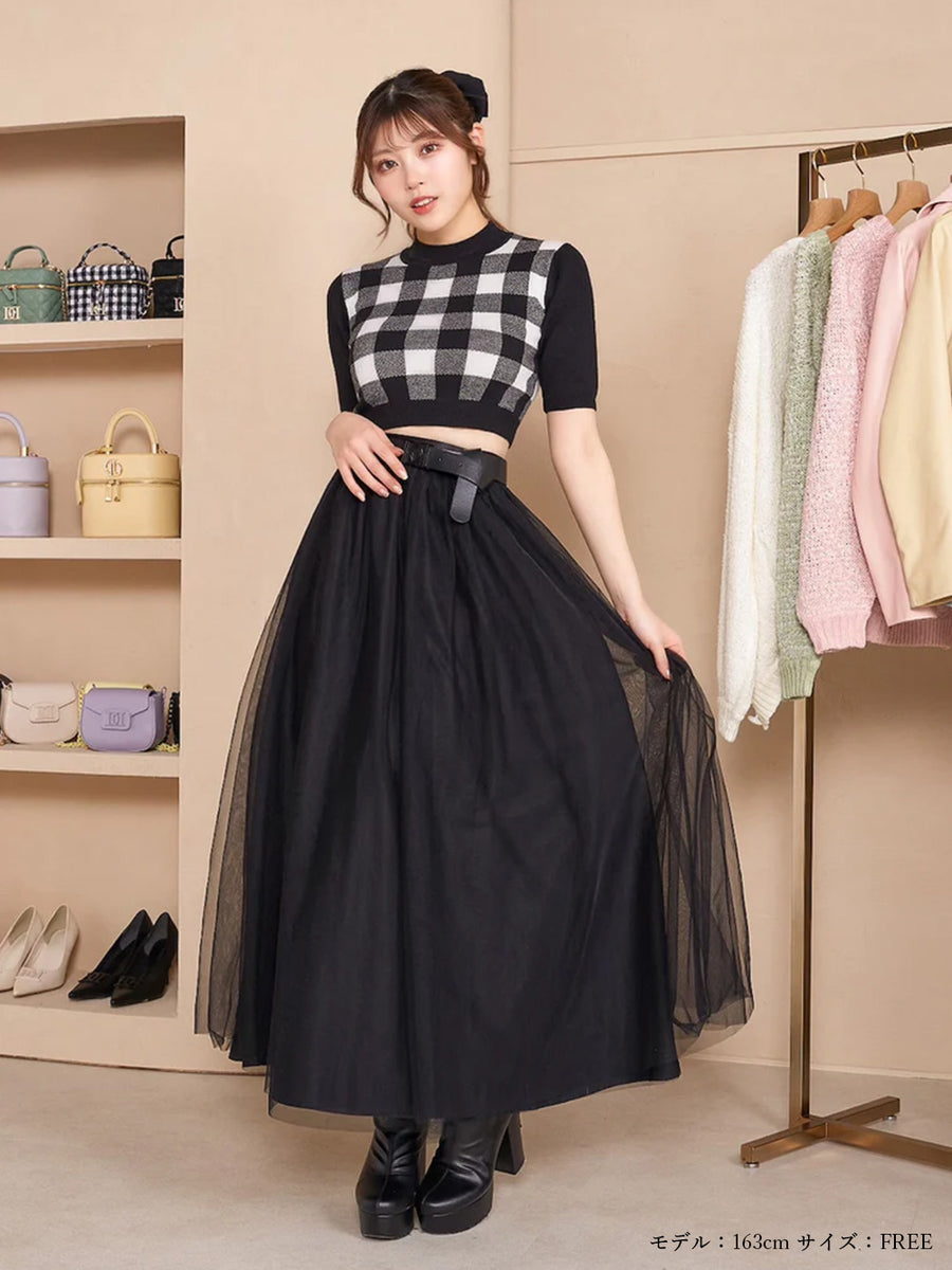 モデル:163cm(着用サイズ:FREE 着用カラー:BLK)