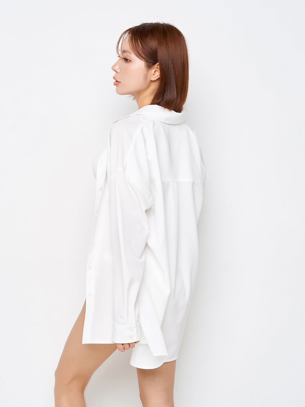 モデル:166cm(着用サイズ:FREE 着用カラー:WHT)