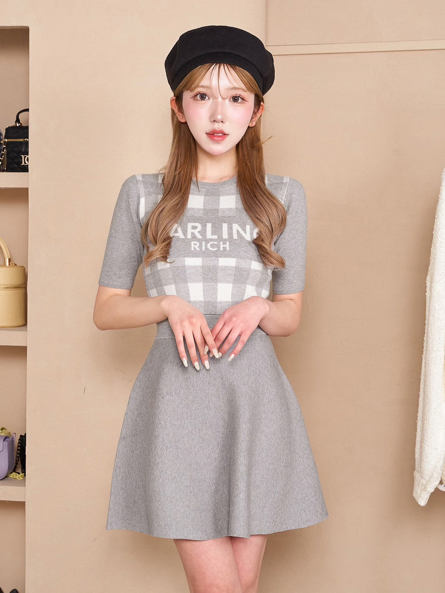 モデル:160cm(着用サイズ:FREE 着用カラー:GRY)