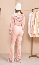 モデル:156cm(着用サイズ:FREE 着用カラー:PNK)