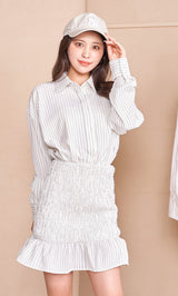 モデル:156cm(着用サイズ:FREE 着用カラー:WHT)