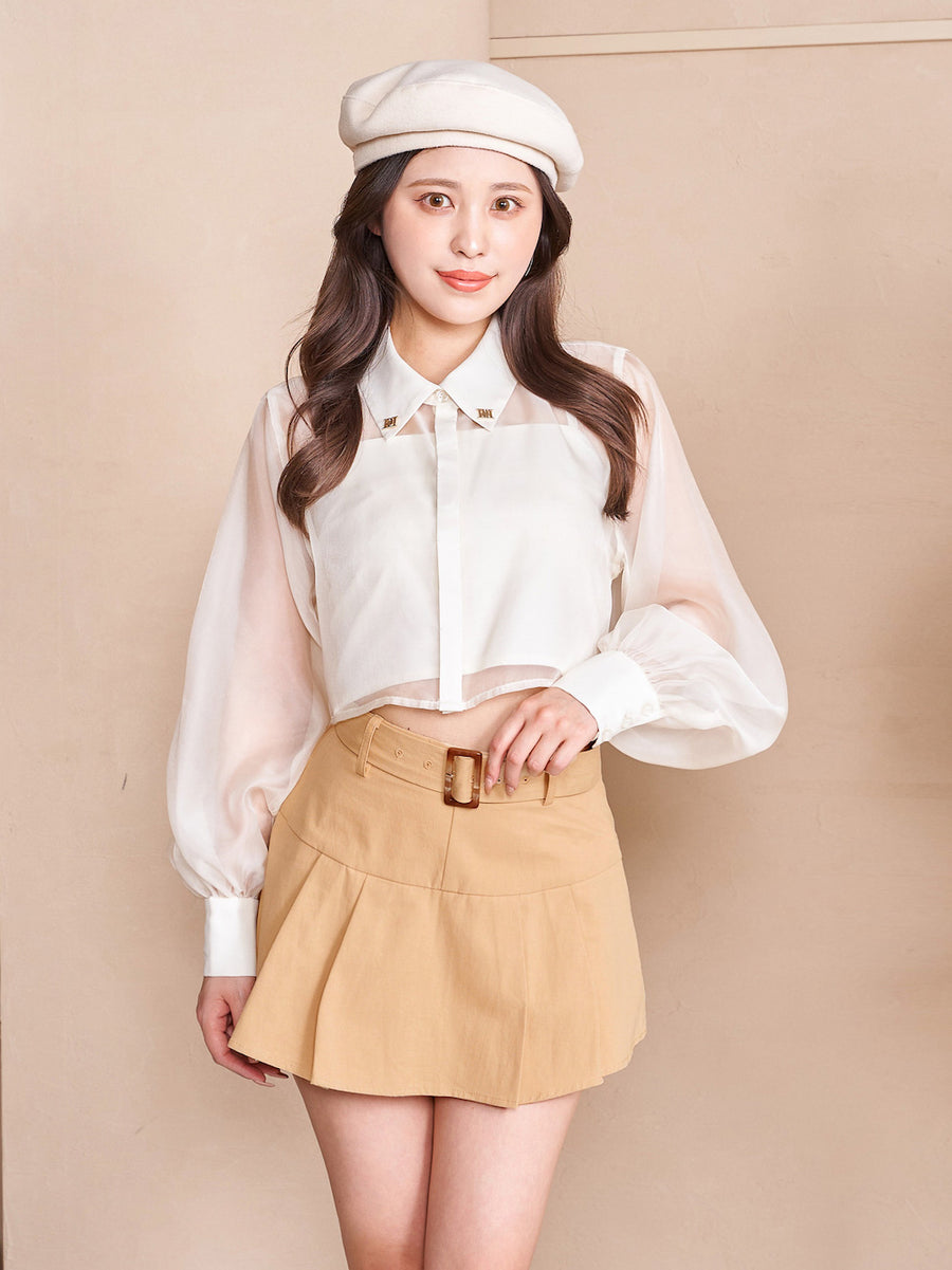 モデル:155cm(着用サイズ:FREE 着用カラー:WHT)