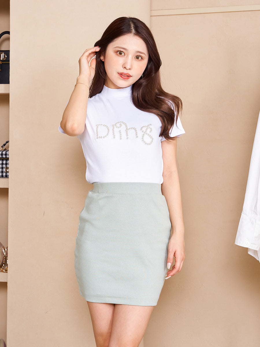 モデル:155cm(着用サイズ:FREE 着用カラー:WHT)