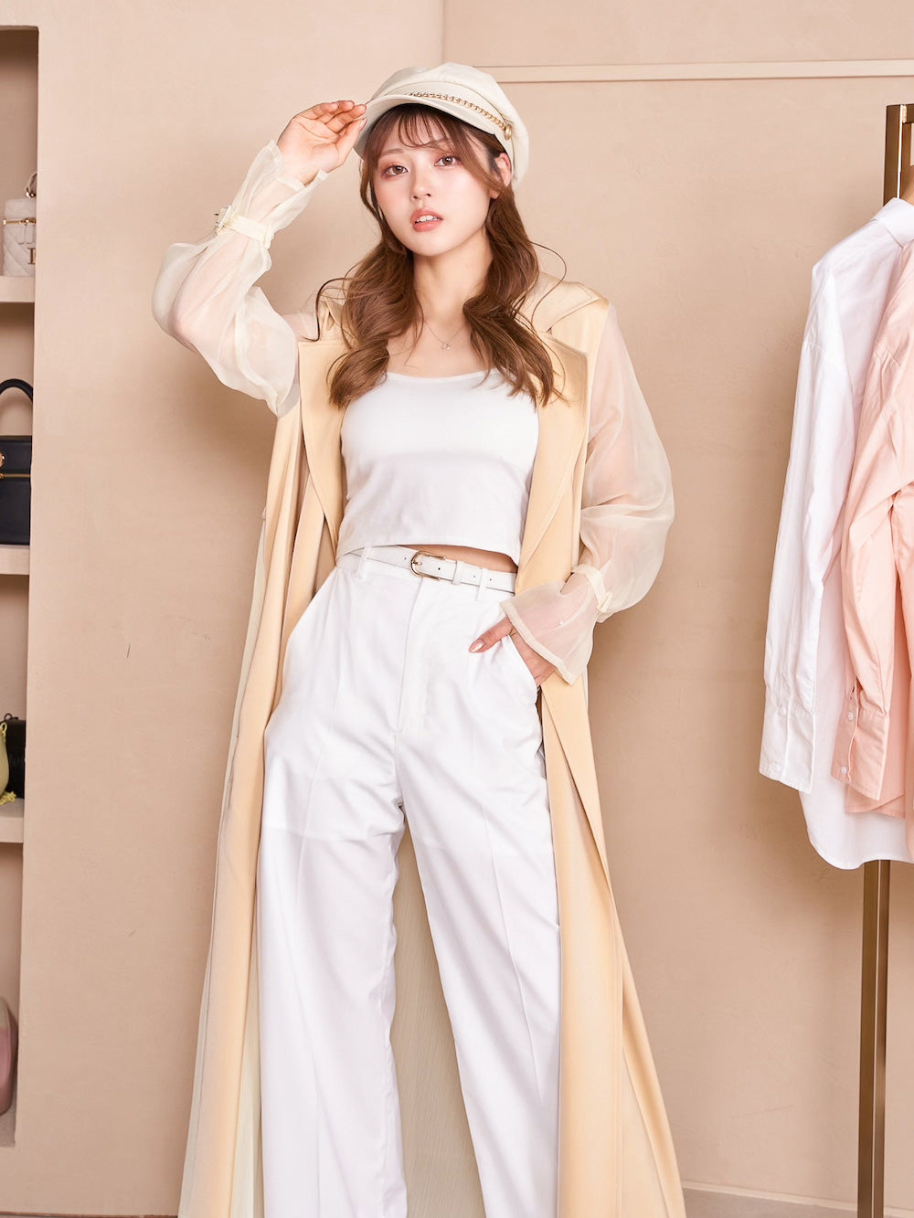 モデル:163cm(着用サイズ:FREE 着用カラー:YEL)
