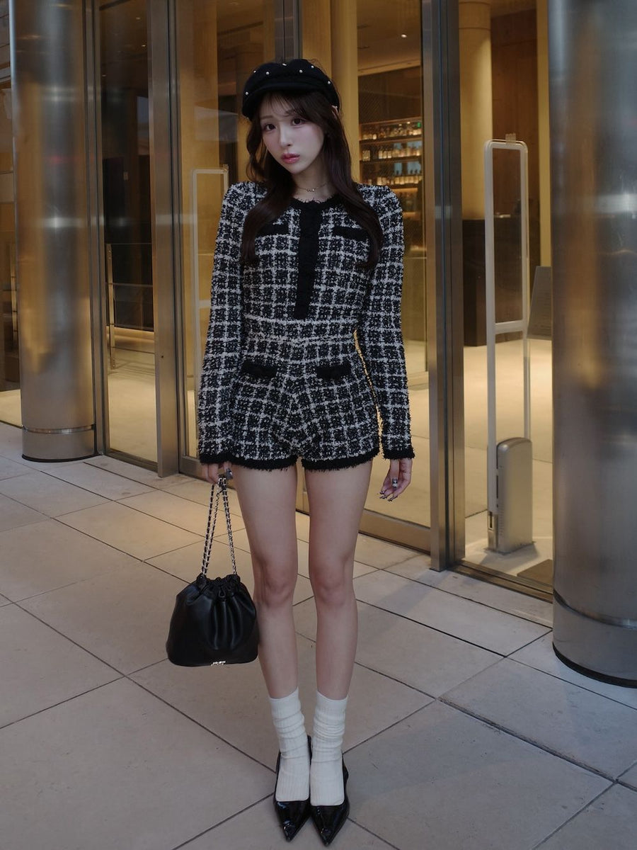 モデル：156cm（着用サイズ：FREE　着用カラー：BLK）